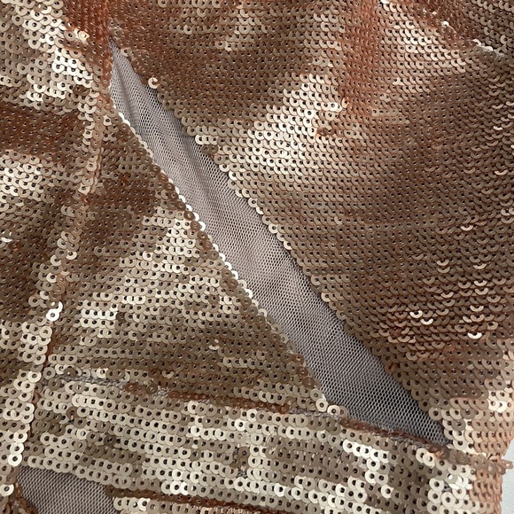 BCBGMAXAZRIA Gold Sequins Dress Size 04 Brand New - Picture 4 of 9